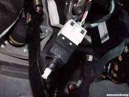 See U3864 repair manual
